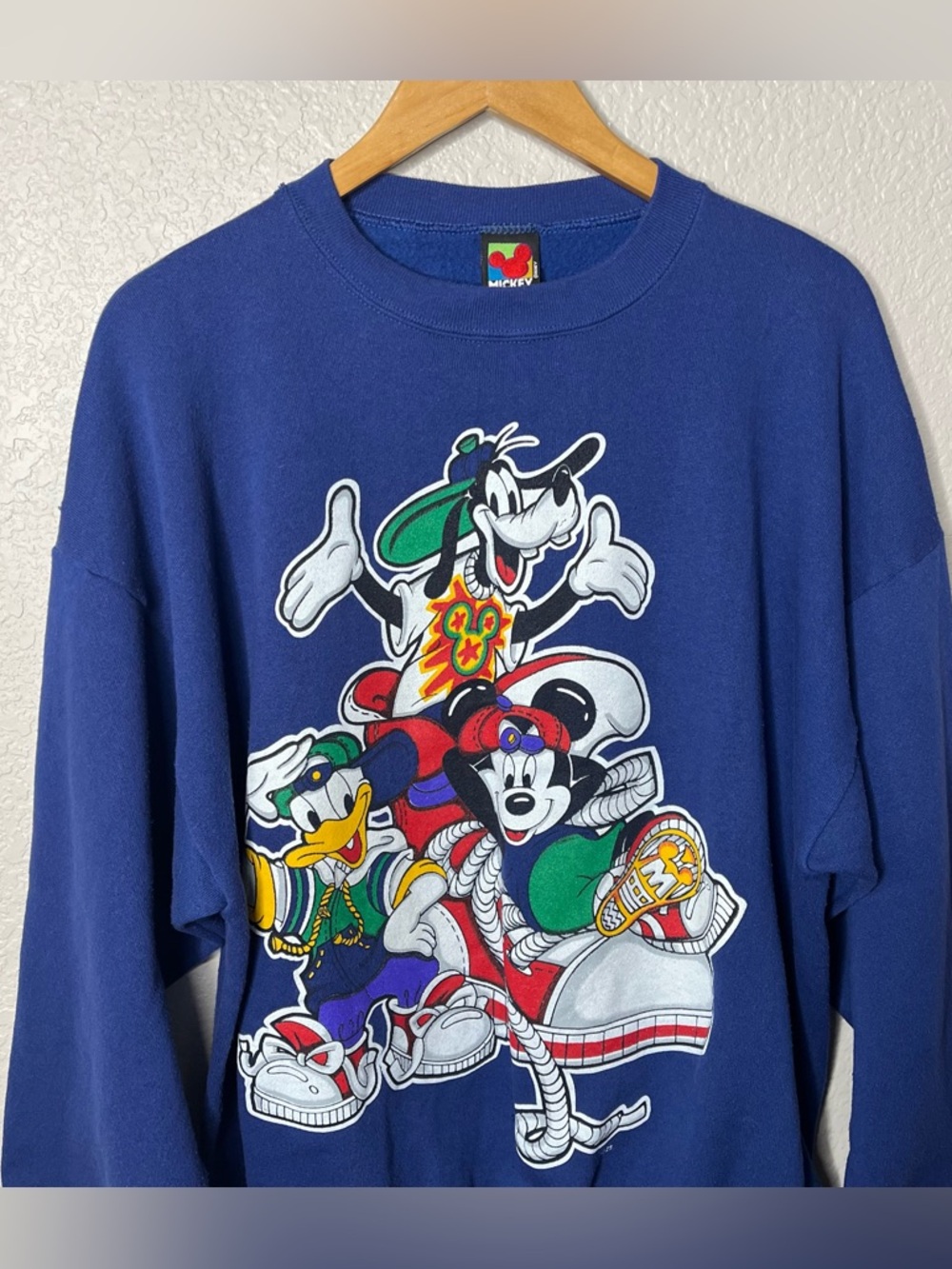 Vintage Mickey Unlimited Crewneck Sweatshirt XL Blue Mickey Goofy 90s Graphic - Picture 5 of 10